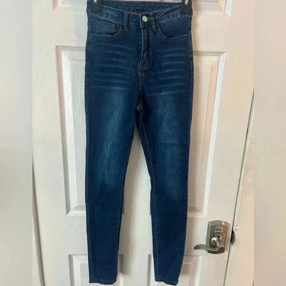 SHEIN Womans Skinny Jeans. Size XS - Picture 1 of 6